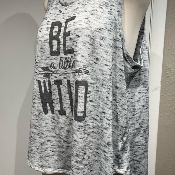 Wound Up Gray Sleeveless Muscle Tee Relaxed Fit - Picture 13 of 16